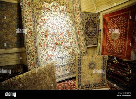 isfahan bazaar carpet